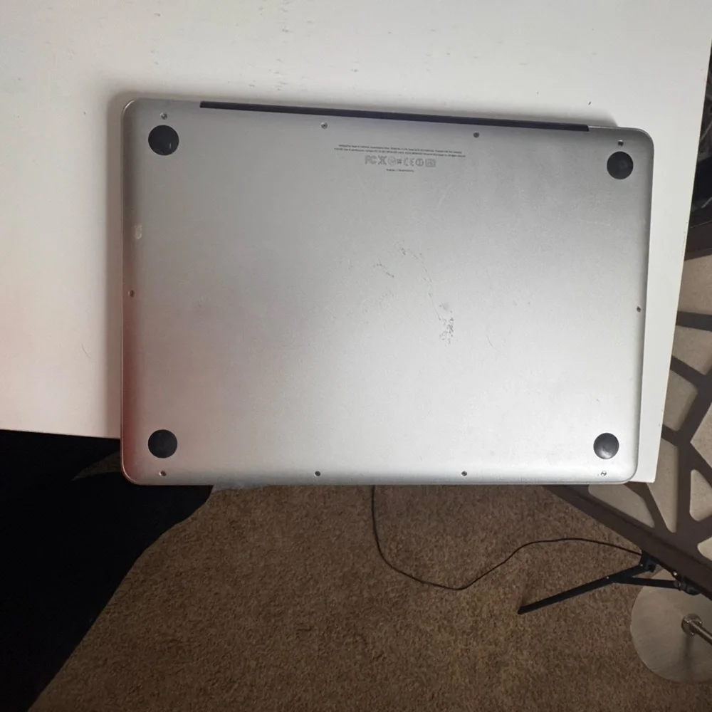 Apple MacBook Pro Laptop A1278 Silver – For Parts / Repair
